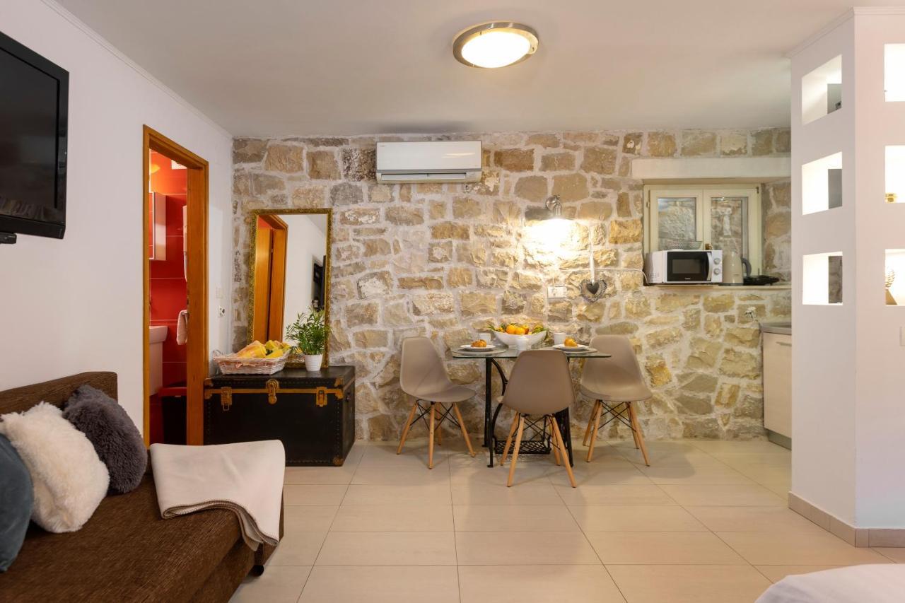 Sea La Vie Apartments Сплит Екстериор снимка